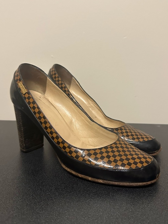 Louis Vuitton Shoes - Louis Vuitton Patent Damier Pumps Checkered Logo Heels Size 38.5 8.5 Leather